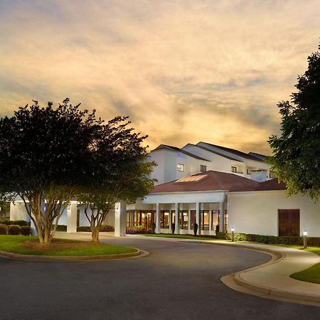 Courtyard By Marriott Atlanta Executive Park/Emory Hotel Druid Hills Exterior photo