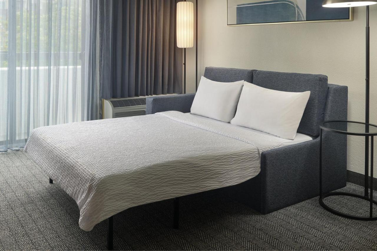 Courtyard By Marriott Atlanta Executive Park/Emory Hotel Druid Hills Exterior photo