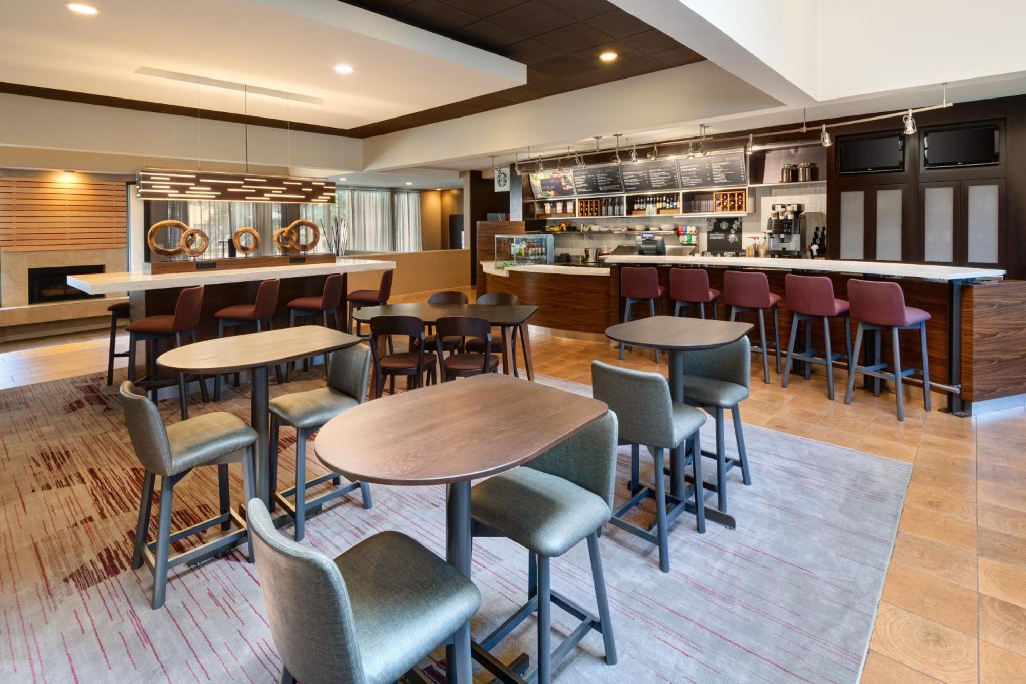 Courtyard By Marriott Atlanta Executive Park/Emory Hotel Druid Hills Exterior photo