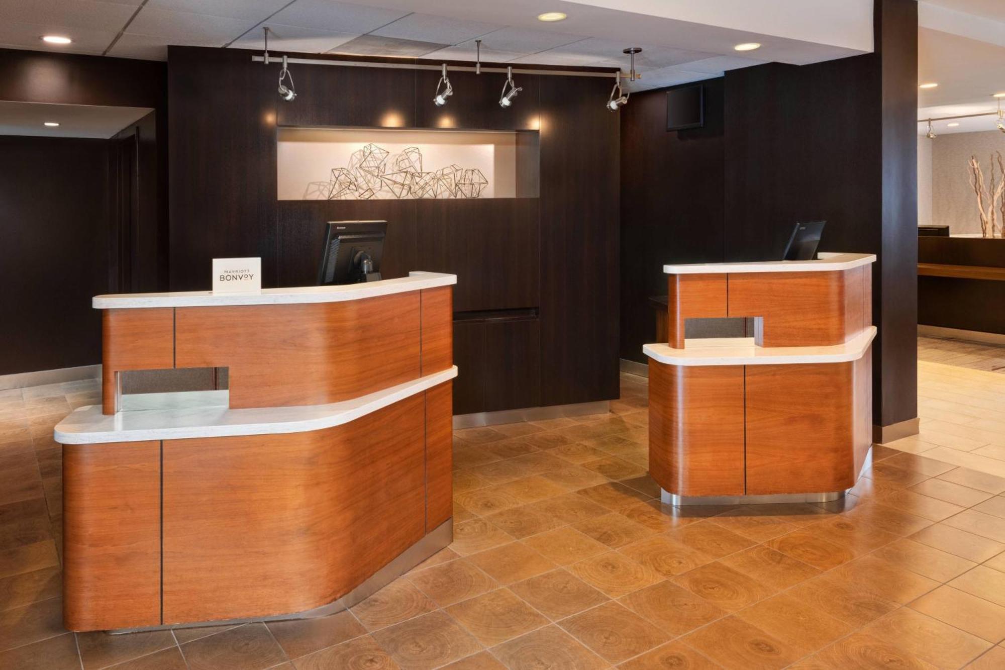 Courtyard By Marriott Atlanta Executive Park/Emory Hotel Druid Hills Exterior photo