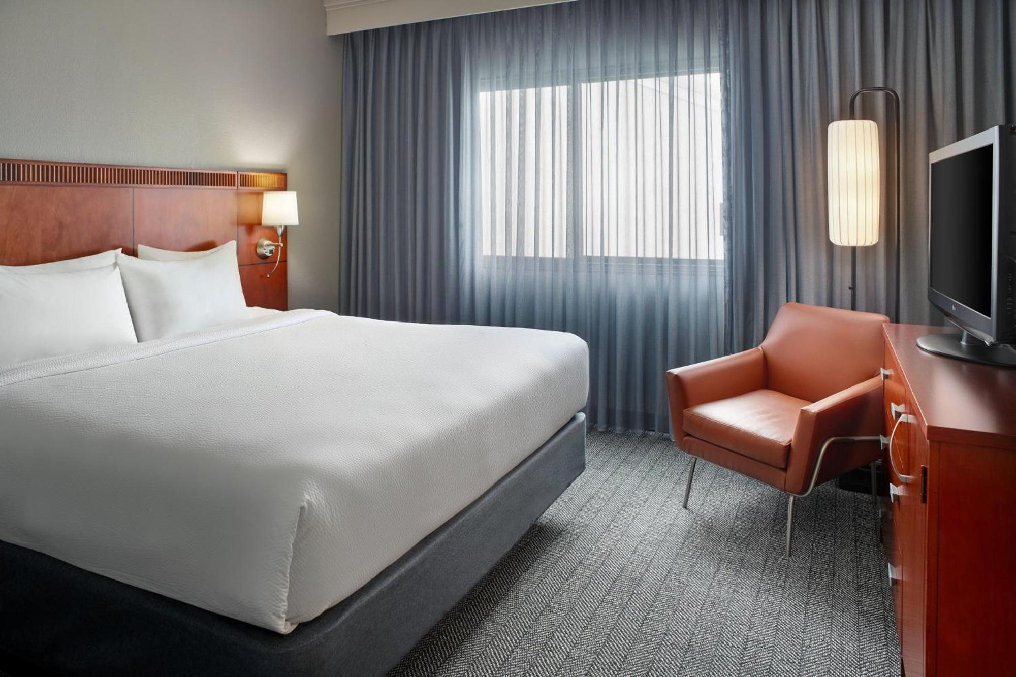 Courtyard By Marriott Atlanta Executive Park/Emory Hotel Druid Hills Exterior photo