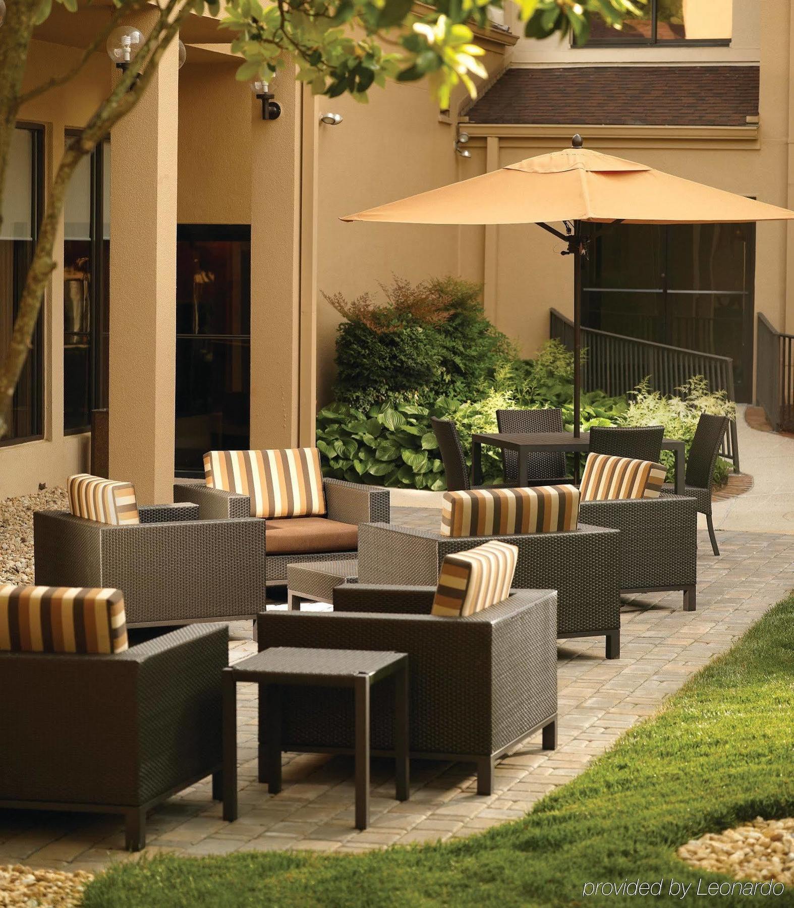 Courtyard By Marriott Atlanta Executive Park/Emory Hotel Druid Hills Exterior photo