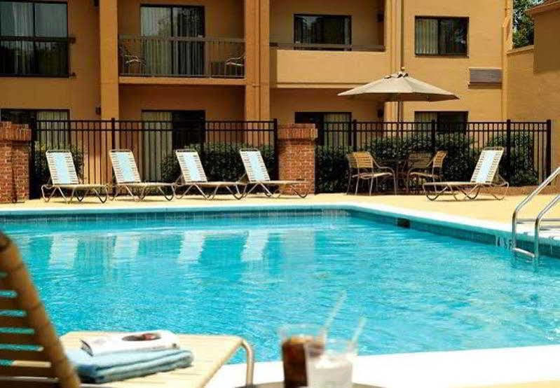 Courtyard By Marriott Atlanta Executive Park/Emory Hotel Druid Hills Exterior photo