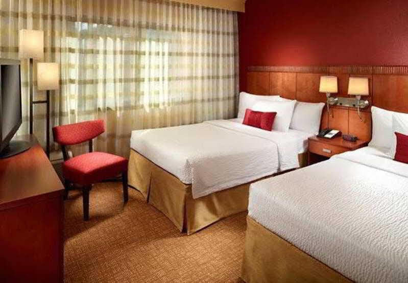 Courtyard By Marriott Atlanta Executive Park/Emory Hotel Druid Hills Exterior photo